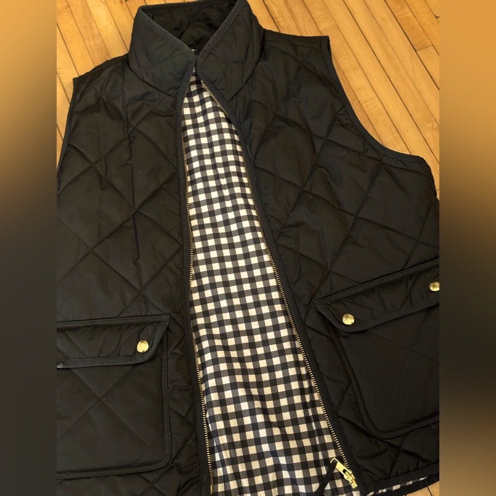 J. Crew Black Quilted Vest size S. Like new